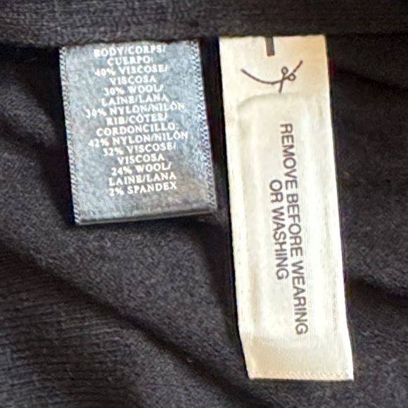 NWT Ann Taylor Petite Black Long Sleeve Sweater w Side Zip Details. XS - Picture 8 of 8